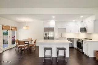 Photo #3: 6619226 Listing 