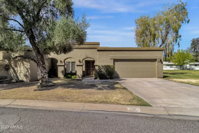 MLS: 6619241 Condo For Sale