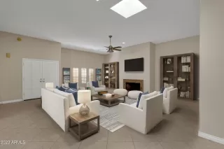 Photo #3: 6619241 Listing