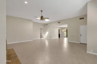 Photo #6: 6619241 Listing