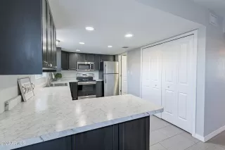 Photo #2: 6619253 Listing