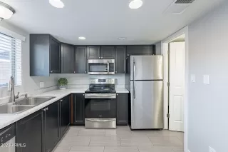 Photo #3: 6619253 Listing