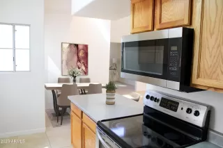 Photo #6: 6619759 Listing