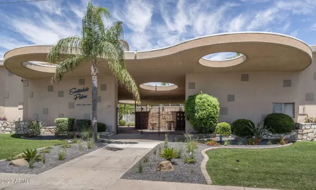 MLS: 6619766 Condo For Sale