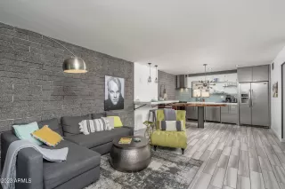 Photo #2: 6619766 Listing 