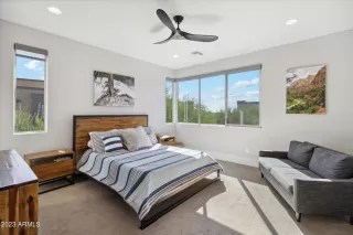 Photo #3: 6619914 Listing