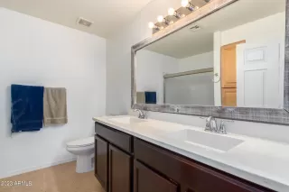 Photo #6: 6619931 Listing