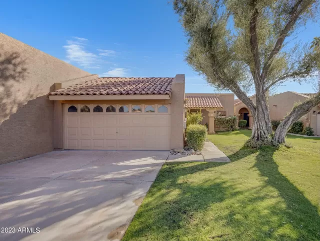 MLS: 6620271 Condo For Sale