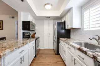 Photo #5: 6620318 Listing