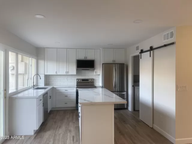 MLS: 6620334 Condo For Sale