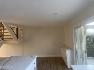 Photo #6: 6620334 Listing