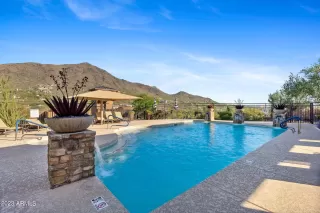 Photo #2: 6620380 Listing 