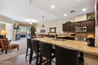 Photo #6: 6620380 Listing 