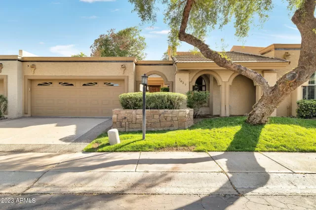 MLS: 6620449 Condo For Sale