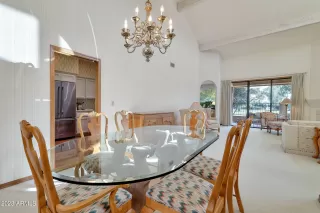 Photo #6: 6620449 Listing