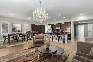 Photo #6: 6620536 Listing