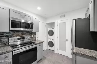 Photo #6: 6620613 Listing