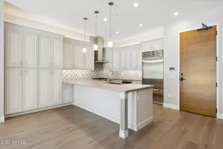 Photo #1: 6620844 Listing