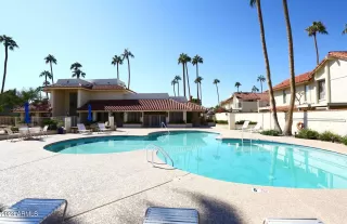 Photo #4: 6620859 Listing