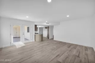 Photo #5: 6621017 Listing