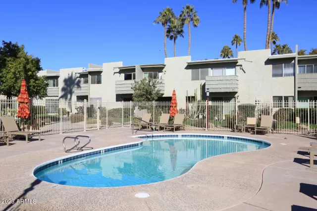 MLS: 6621362 Condo For Sale