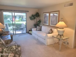 Photo #3: 6621362 Listing