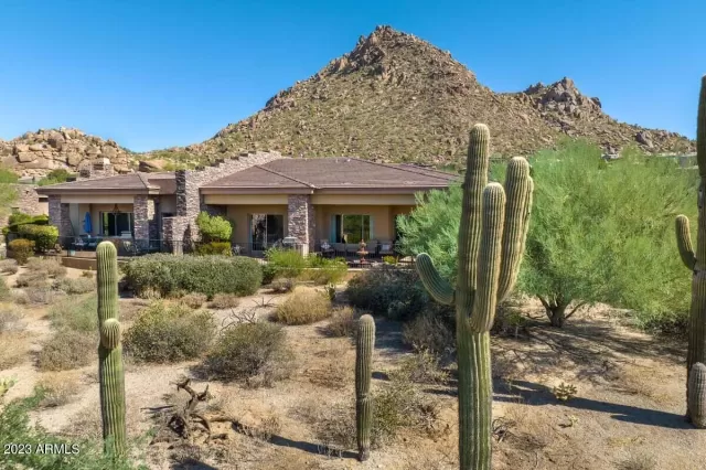MLS: 6621666 Condo For Sale