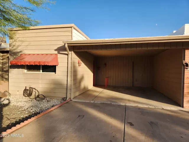 MLS: 6621718 Condo For Sale