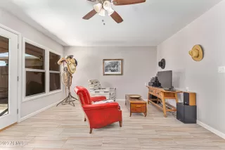 Photo #4: 6621718 Listing