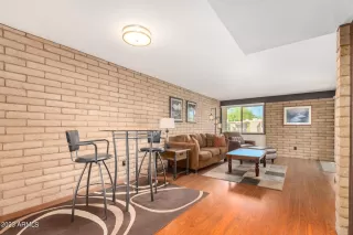 Photo #5: 6621824 Listing 