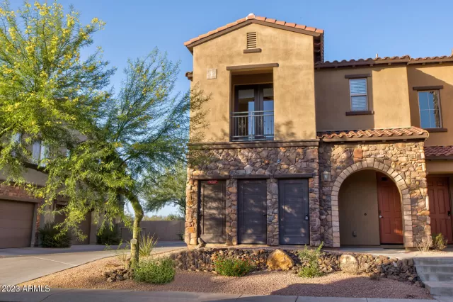 MLS: 6622134 Condo For Sale