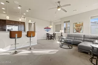 Photo #4: 6622134 Listing