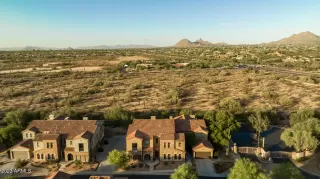 Photo #5: 6622134 Listing