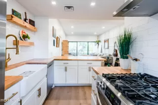 Photo #1: 6622135 Listing