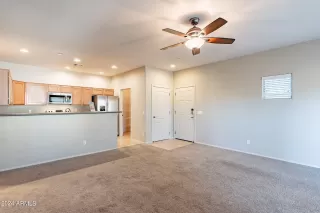 Photo #6: 6622360 Listing