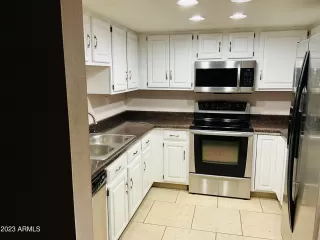 Photo #2: 6622365 Listing 