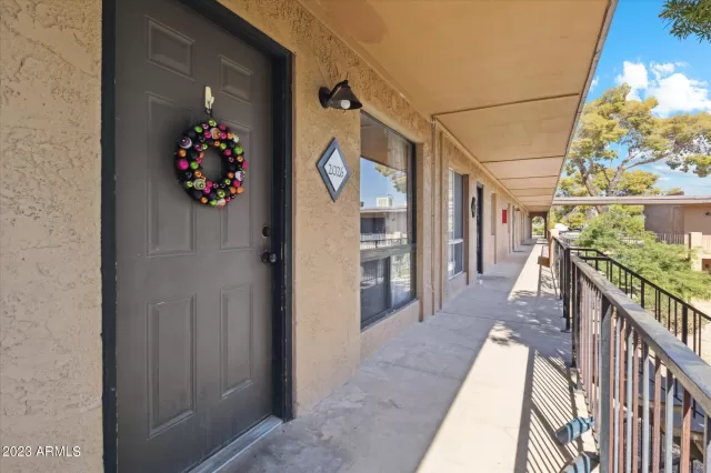 MLS: 6622414 Condo For Sale