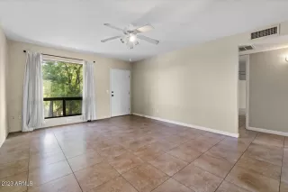 Photo #6: 6622414 Listing