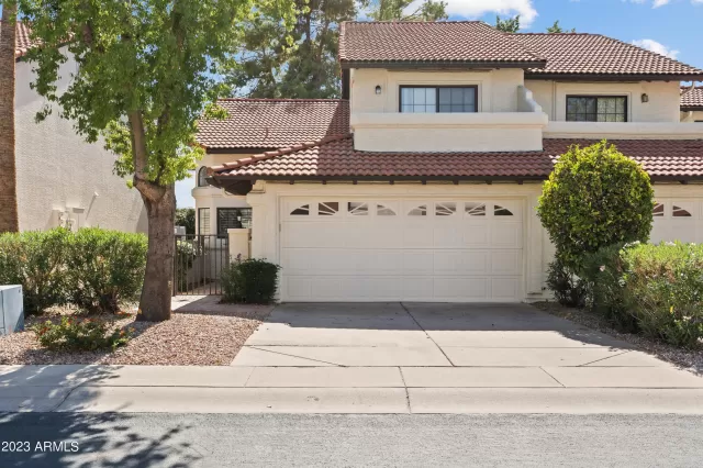 MLS: 6622468 Condo For Sale