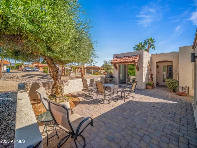 MLS: 6622550 Condo For Sale