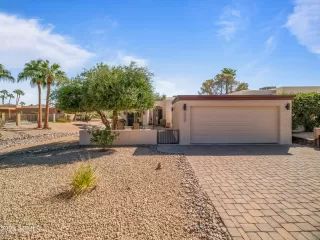 Photo #4: 6622550 Listing