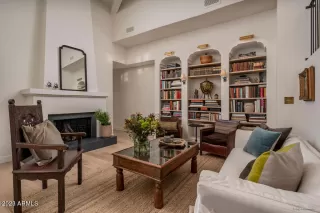 Photo #4: 6622603 Listing