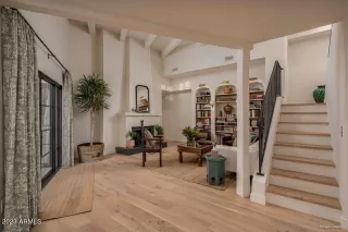 Photo #5: 6622603 Listing