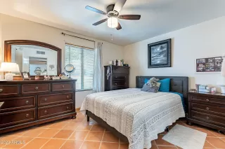 Photo #5: 6622750 Listing