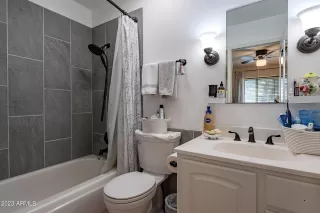 Photo #6: 6622750 Listing