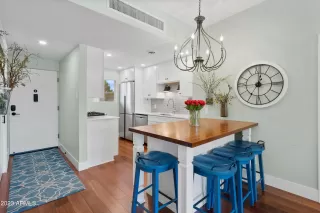 Photo #1: 6622794 Listing 