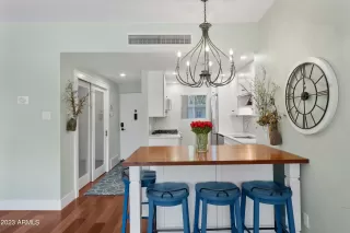 Photo #2: 6622794 Listing 