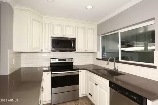 Photo #4: 6623104 Listing 