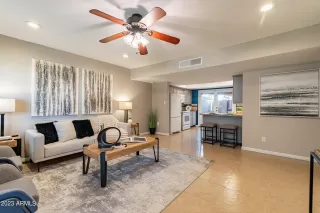 Photo #4: 6623434 Listing