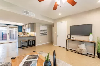 Photo #5: 6623434 Listing